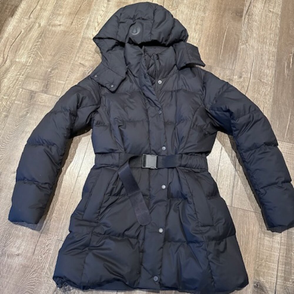 Lululemon Wunder puff Mid Length Jacket size 2